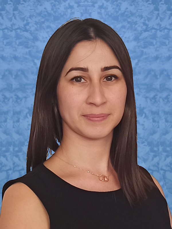 Расулова Зиля Фарвазовна.
